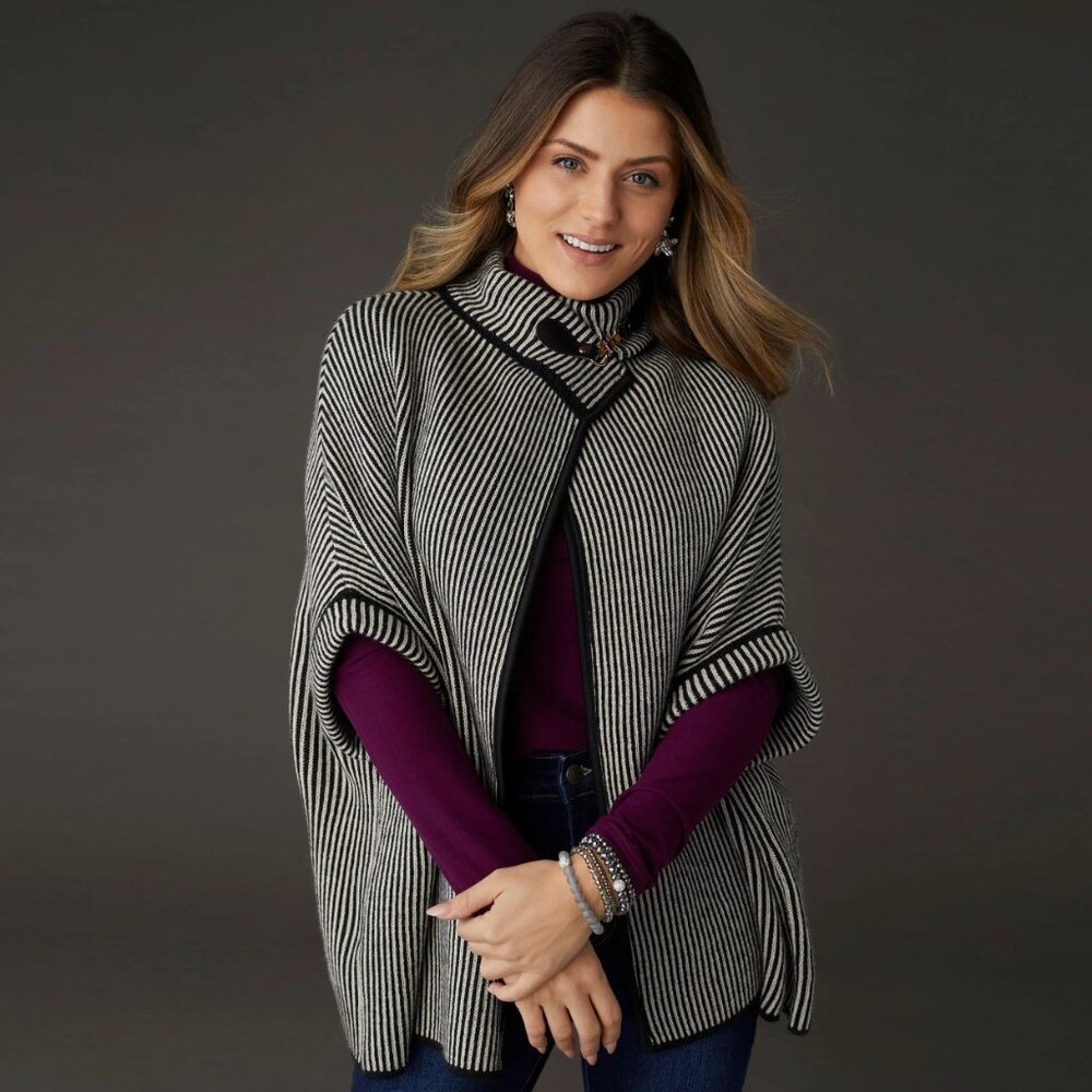 COCO + CARMEN WREN CARDIGAN WITH TOGGLE CLOSURE